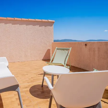 Duplex Cosy Avec Rooftop Vue Mer, Almanarre * Hyères