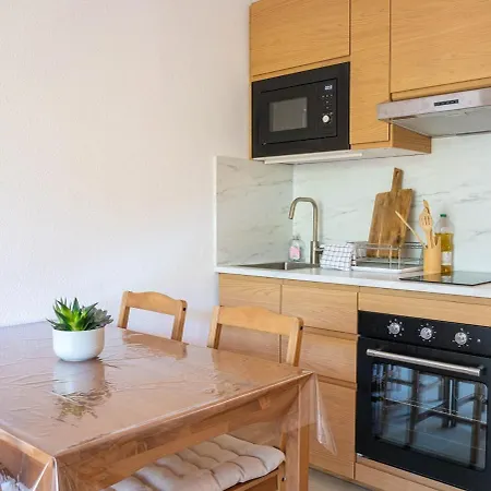 Apartament Duplex Cosy Avec Rooftop Vue Mer, Almanarre