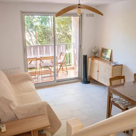 Duplex Cosy Avec Rooftop Vue Mer, Almanarre Apartament *