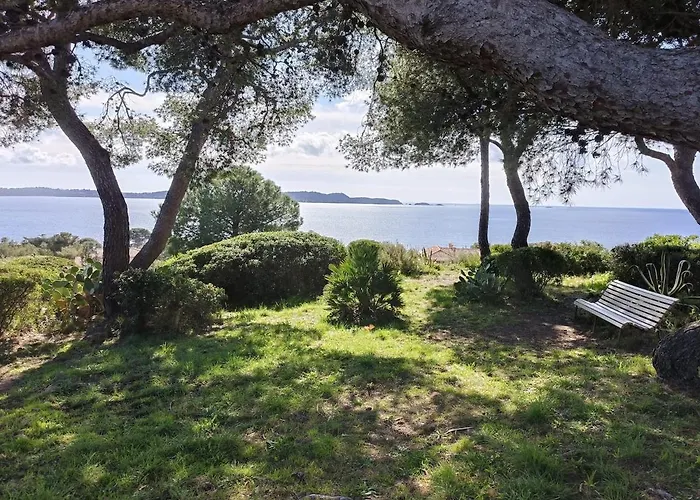 Duplex Cosy Avec Rooftop Vue Mer, Almanarre Hyères
