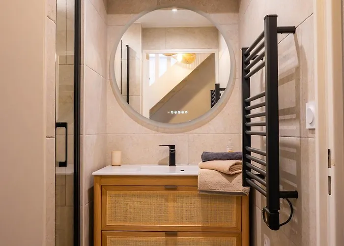 Duplex Cosy Avec Rooftop Vue Mer, Almanarre Appartamento